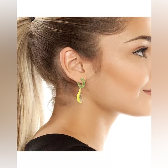 ❌SOLD❌NOT FOR SALE❌Kurt Geiger Lemon & Martini Mismatched Huggie Earrings - Picture 2 of 4